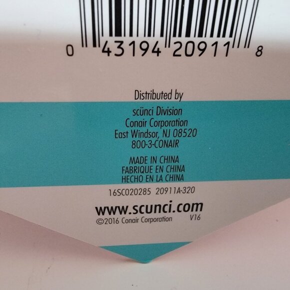 Scunci Hello U Lip Gloss in Heart Case - Picture 6 of 6